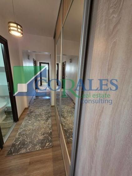 Apartament cu 3 camere decomandat, mobilat în Girocului