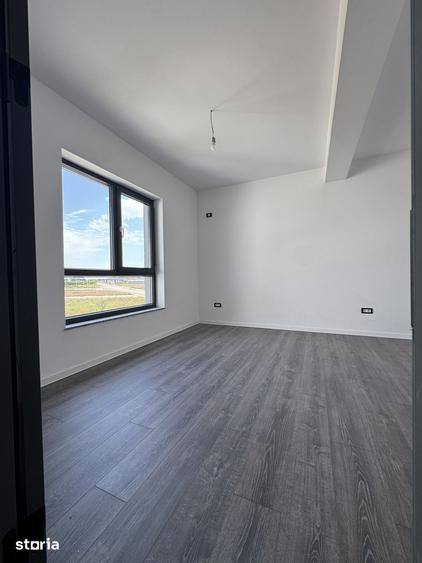 Casă cu 4 camere cu Teren 500 Mp în Tărtășești