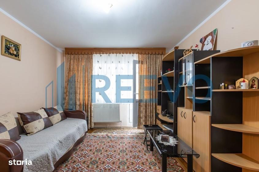 Apartament cu 2 camere semidecomandat în Cornișa