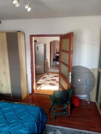 Casă cu 2 camere în Central