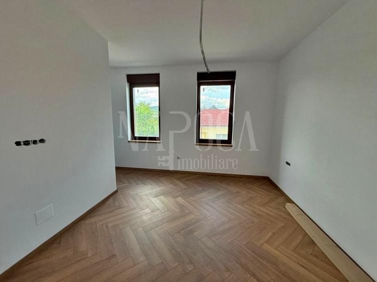Duplex cu 4 camere cu Canalizare în Gruia