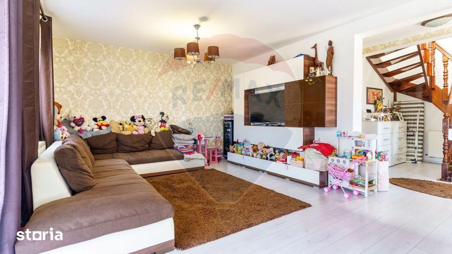 Casă cu 4 camere cu Teren 800 Mp în Făget