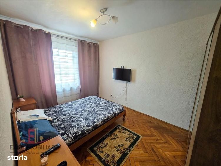 Apartament cu 2 camere decomandat în Lefaia