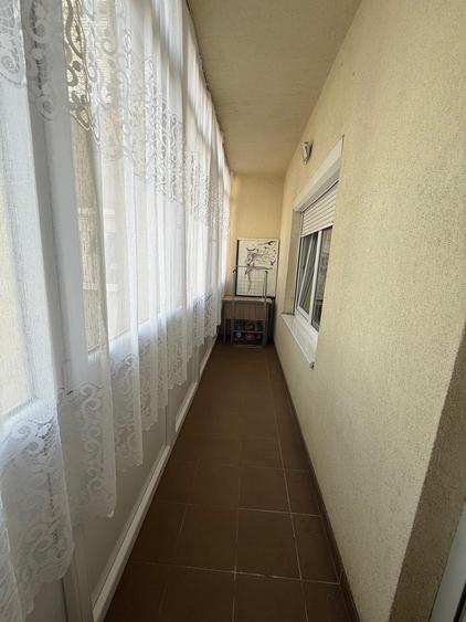 Apartament cu 3 camere în Girocului