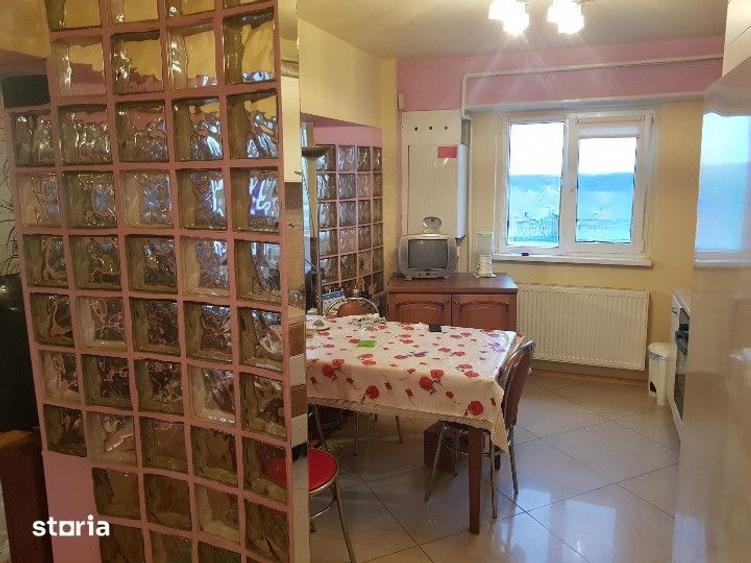 Apartament 3 camere decomandat, Buzaului. - 9