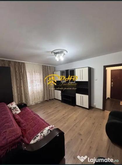 Apartament cu 3 camere decomandat, mobilat în Baza 3