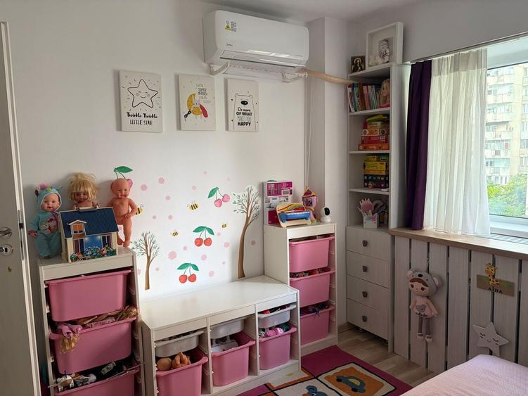 Apartament cu 3 camere, mobilat în 13 Septembrie
