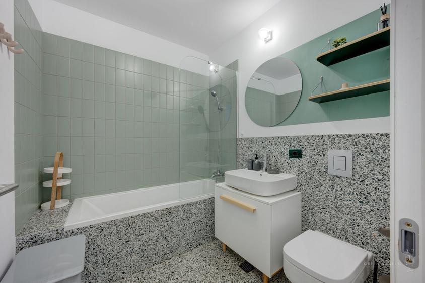 Apartament cu 2 camere semidecomandat în Victoriei