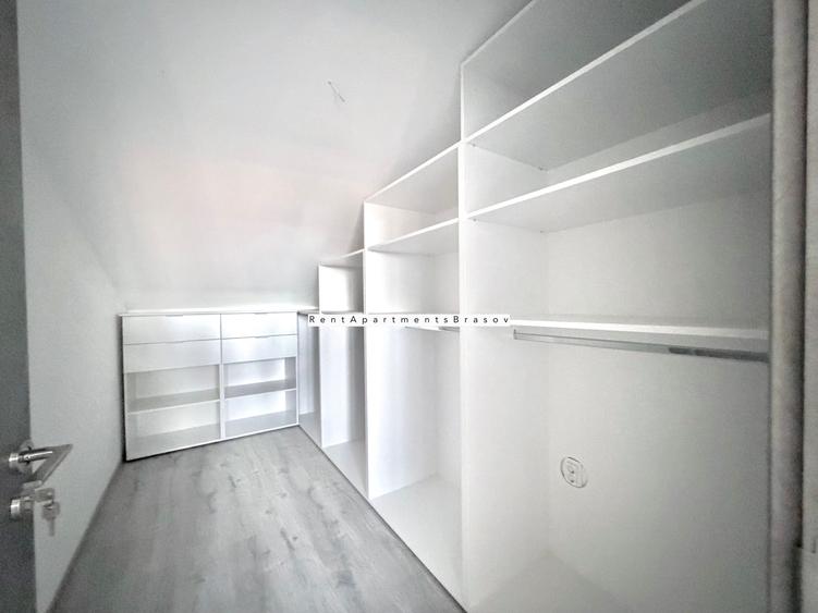 Apartament cu 3 camere decomandat în Tărlungeni