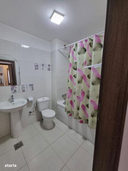 Apartament cu 3 camere decomandat în Chiajna