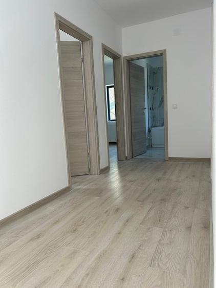 Duplex cu 5 camere cu Teren 250 Mp în Autogară