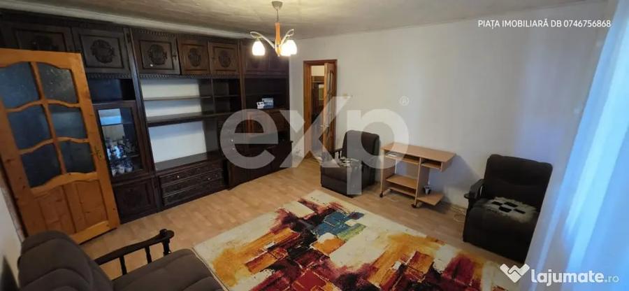 Apartament cu 2 camere semidecomandat în Micro 11
