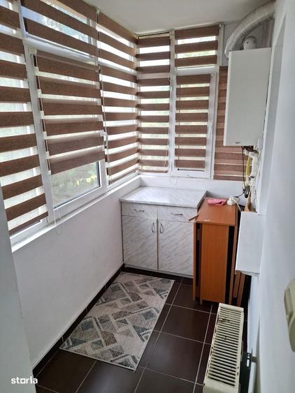 Apartament cu 3 camere decomandat în Unirii Sud