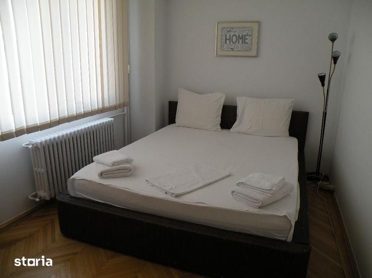Apartament cu 3 camere decomandat în Cișmigiu