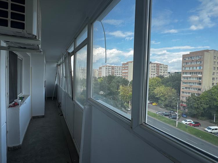 Apartament cu 2 camere semidecomandat, mobilat în Unirii