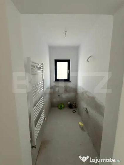 Apartament cu 3 camere decomandat în Burdujeni
