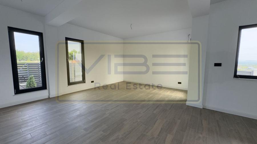 Casă cu 5 camere cu Teren 419 Mp în Miroslava