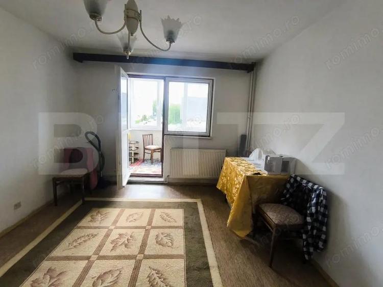 Apartament cu 2 camere decomandat, mobilat în Central