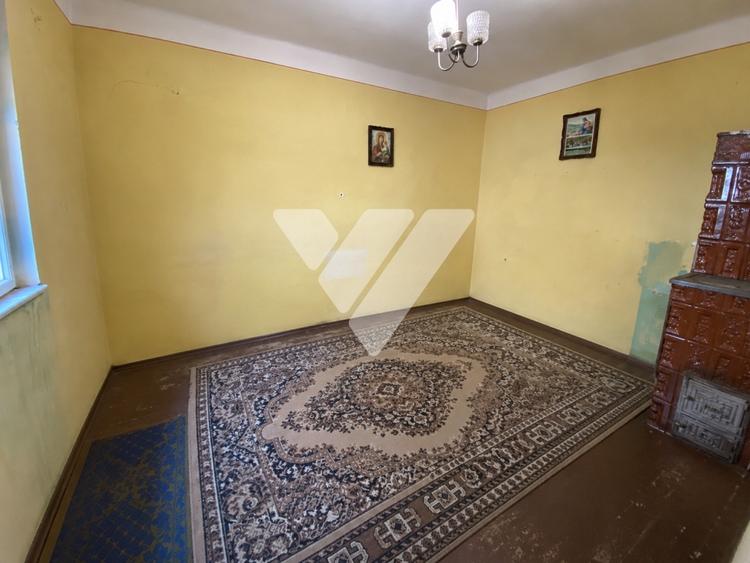 Casă individuală cu 3 camere cu Canalizare în Gușterița