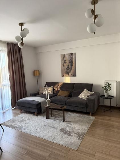Apartament cu 2 camere decomandat în Păcii