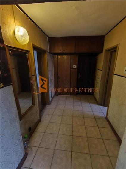 Apartament cu 3 camere decomandat, mobilat în 23 August