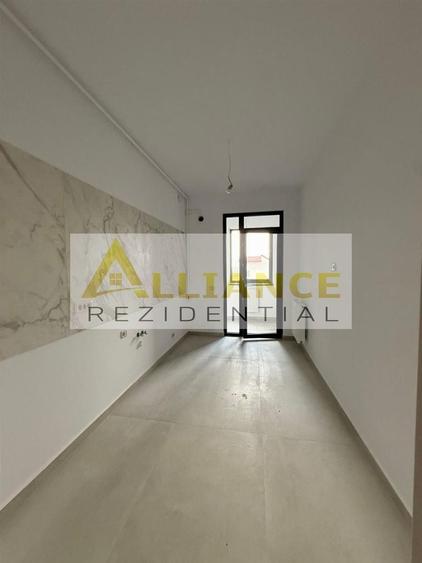 Apartament cu 3 camere decomandat în Berceni