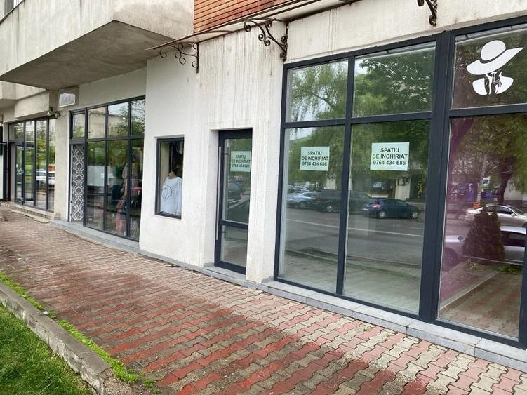 Spațiu comercial, de 60 mp, în Central