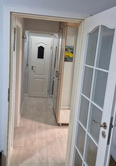 Apartament cu 3 camere decomandat în Rahova