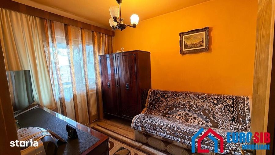 Apartament cu 3 camere în Central