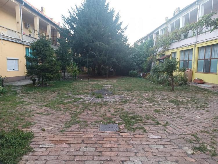 Apartament cu 3 camere decomandat în Iosefin