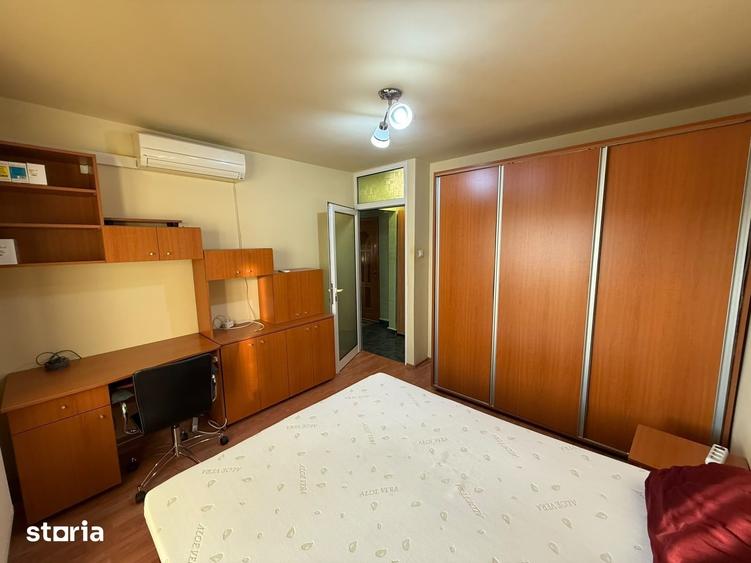 Apartament cu 2 camere decomandat în Triaj