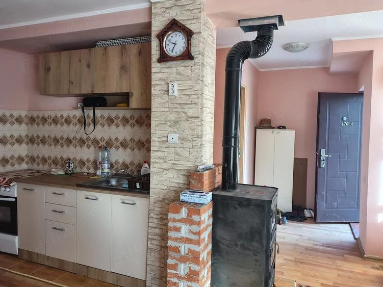 Casă cu 2 camere cu Teren 900 Mp în Central