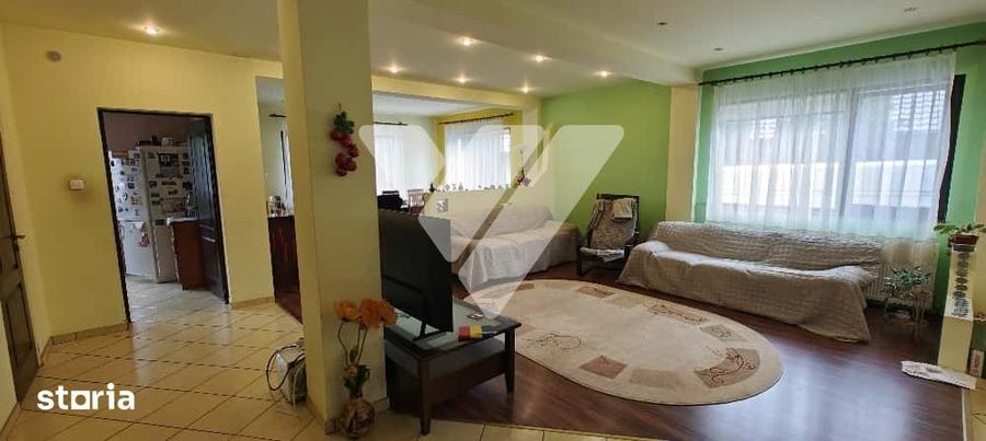 Casă cu 6 camere cu Teren 500 Mp în Central