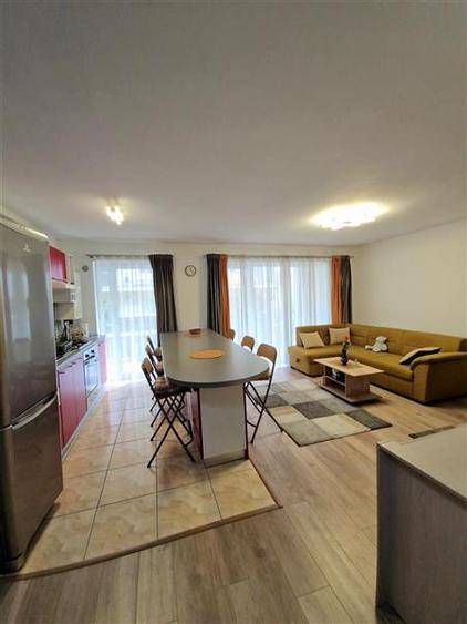 Apartament cu 2 camere decomandat în Florești