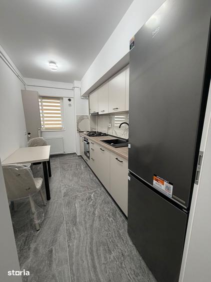 Garsonieră decomandată în Galata