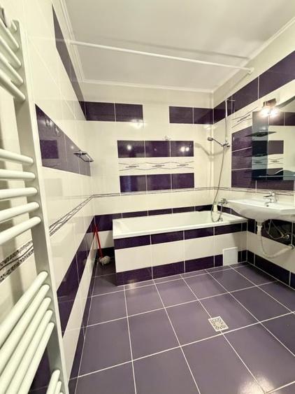Apartament cu 3 camere în Florești
