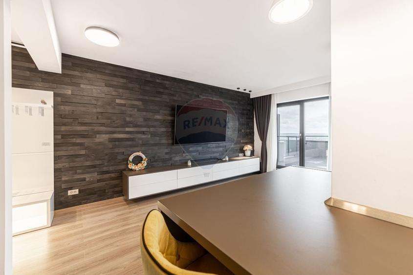 Apartament cu 3 camere decomandat, mobilat în UTA