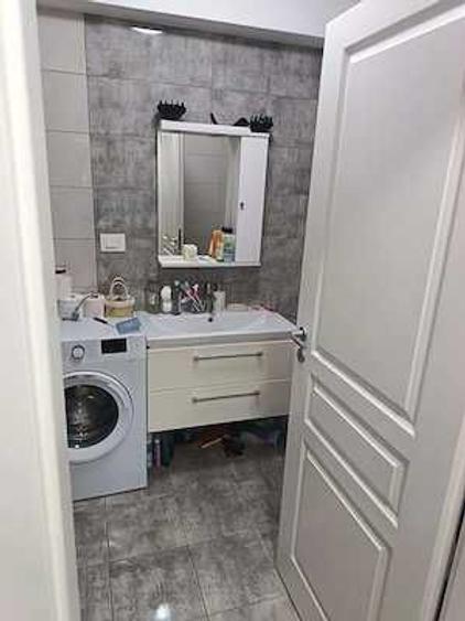 Apartament cu 2 camere decomandat în Nicolina