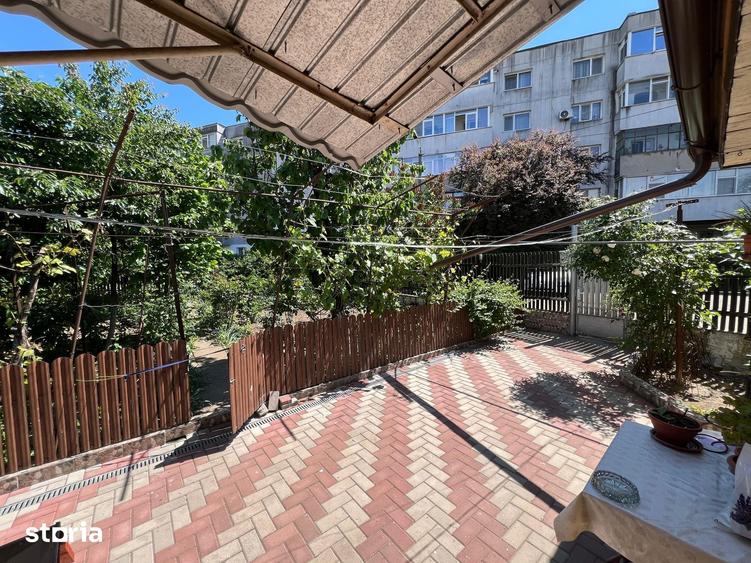 Casă cu 2 camere cu Teren 391 Mp în Vest