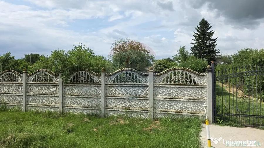 Casă cu 3 camere cu Teren 5063 Mp în Uzunu