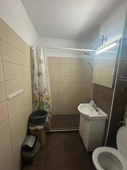 Garsonieră decomandată în Centură