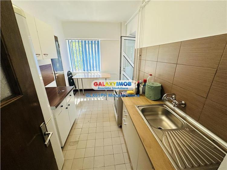 Apartament cu 3 camere decomandat, mobilat în Cantacuzino