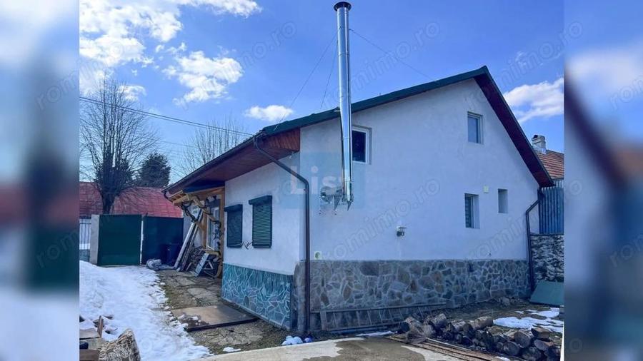 Casă cu 4 camere cu Teren 686 Mp în Gărâna