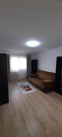 Brancoveanu-Lamotesti, 2 camere de inchiriat, 6/10, renovat, mobilat/utilat, - 2
