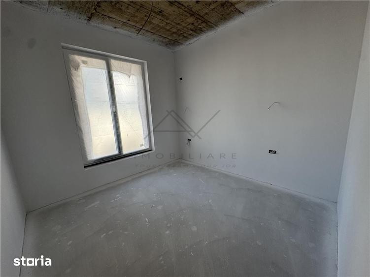 Casă cu 4 camere cu Teren 487 Mp în Central