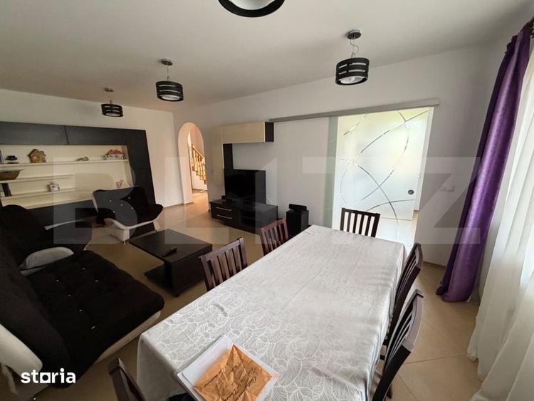 Casă cu 8 camere cu Teren 1800 Mp în Vețel
