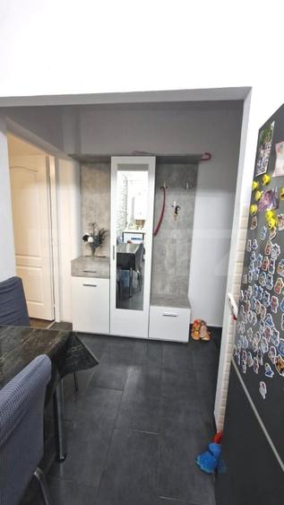 Apartament cu 2 camere semidecomandat, mobilat în Electroprecizia