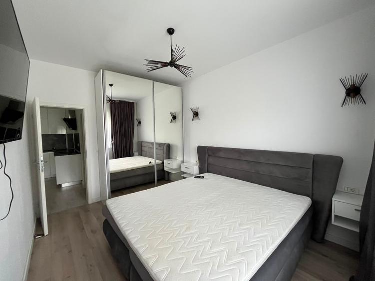 Apartament cu 2 camere decomandat în Lipovei