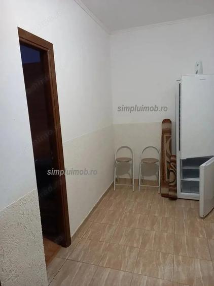 Apartament cu 2 camere decomandat în Ozana