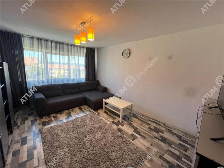 Apartament cu 2 camere decomandat, mobilat în Mihai Viteazul